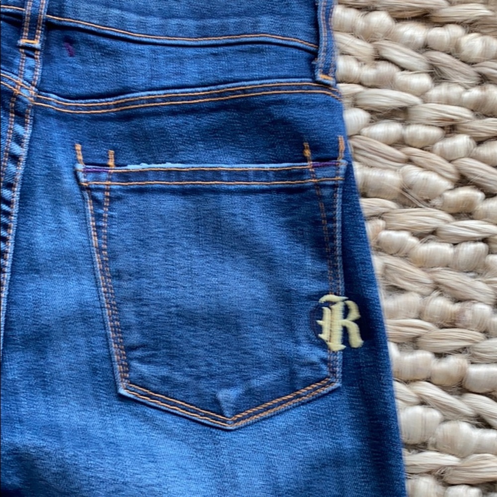 RICH & SKINNY JEANS - Picture 3 of 5